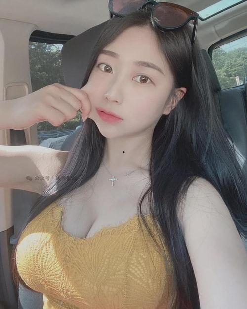 丰满御姐在线视频播放,在线视频播放掀起热潮